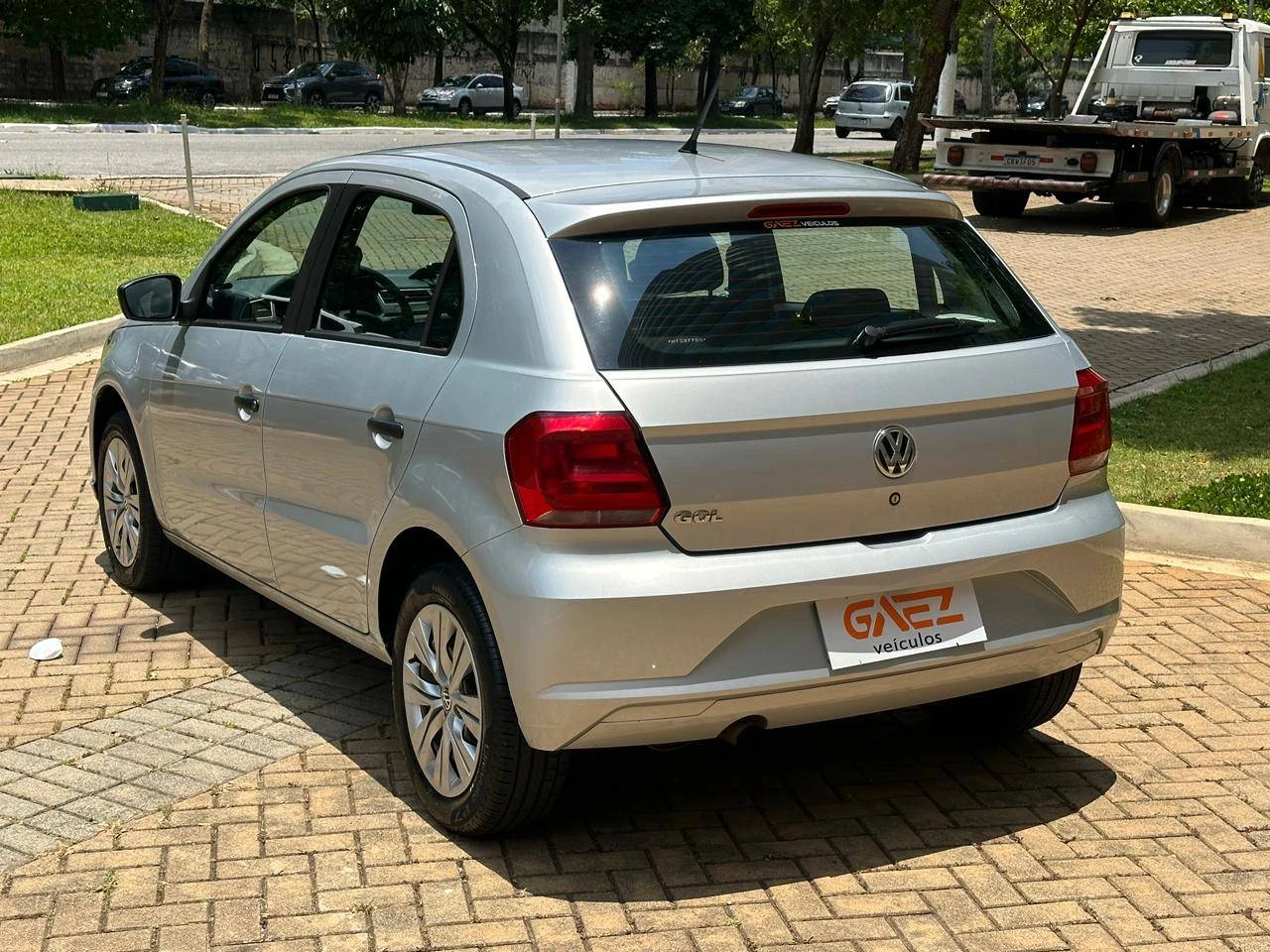 VOLKSWAGEN GOL