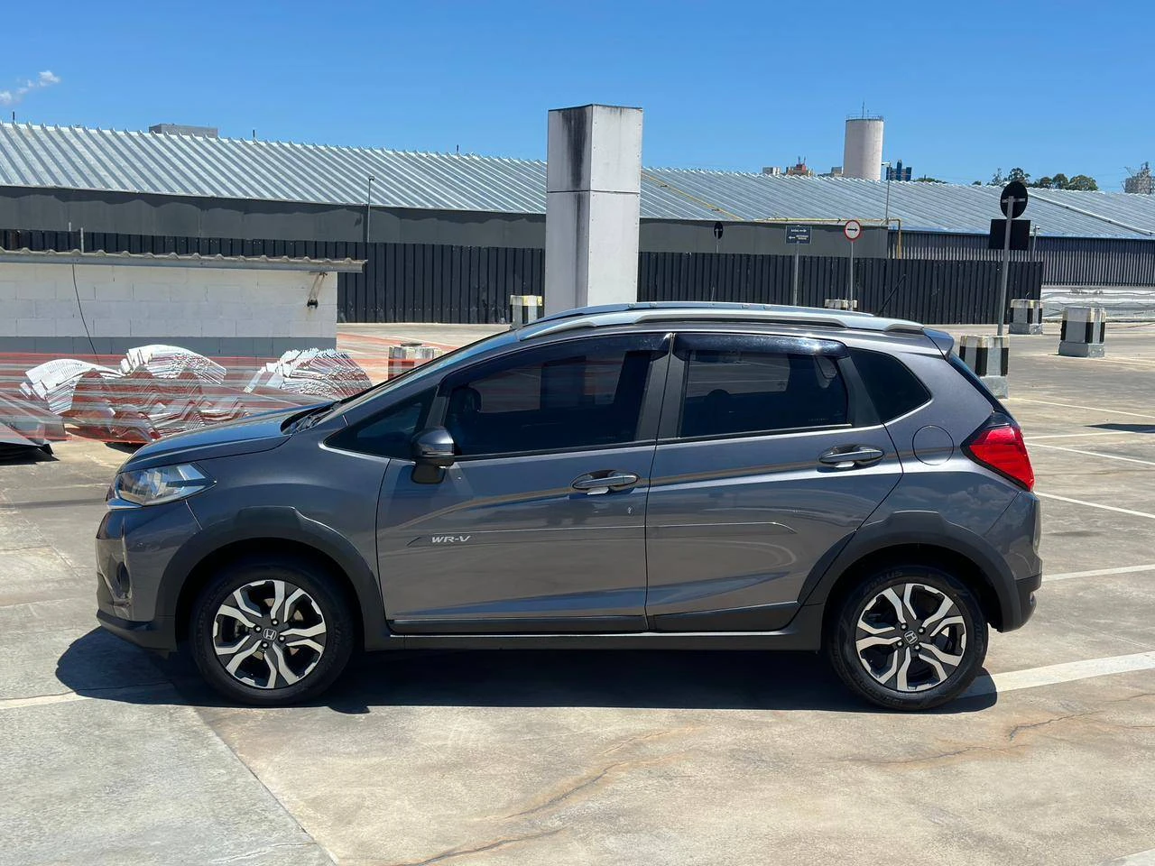 HONDA WR-V