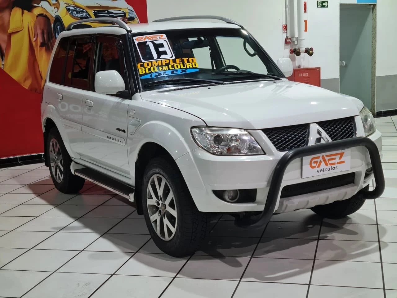MITSUBISHI PAJERO TR4