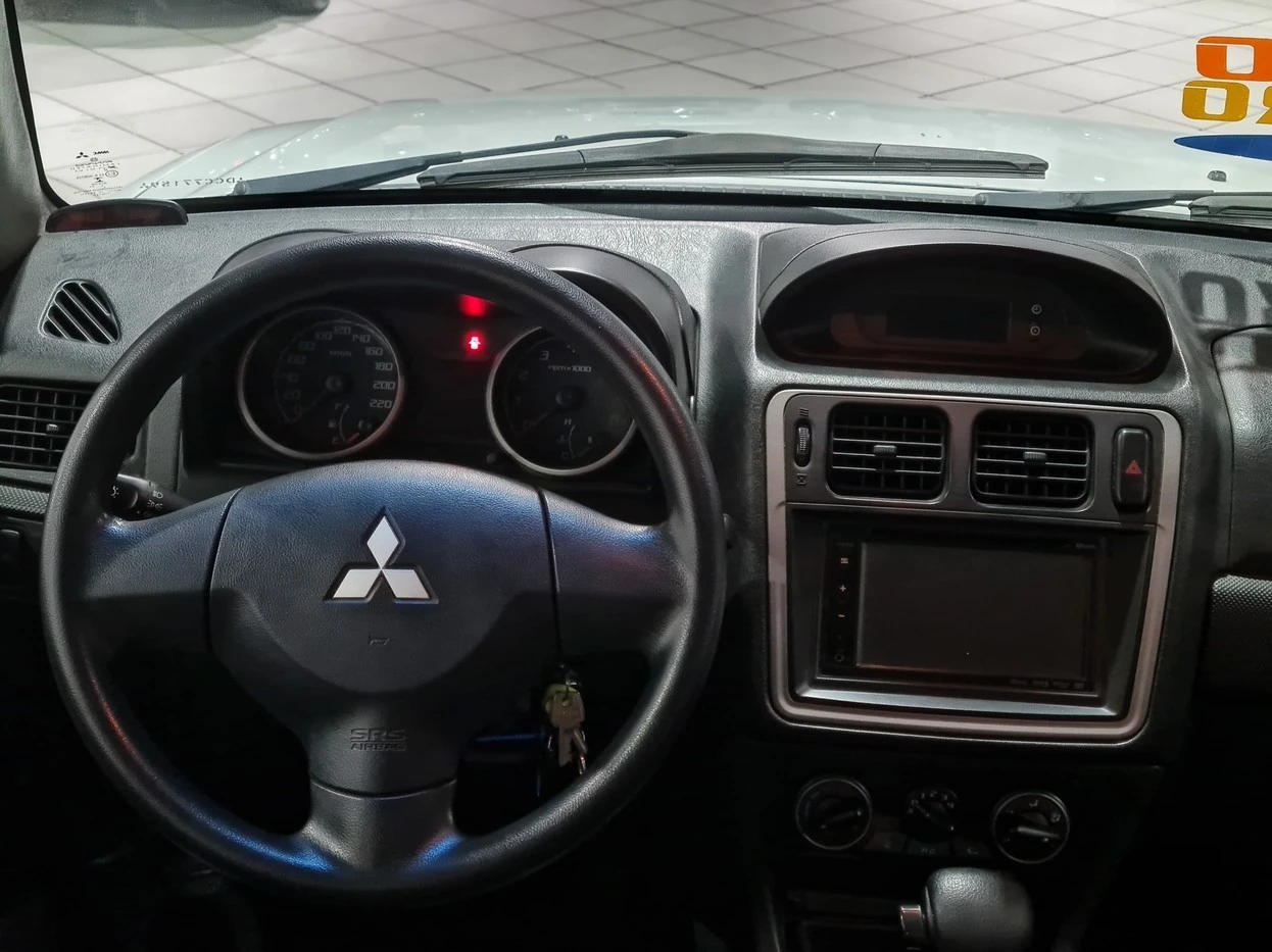 MITSUBISHI PAJERO TR4