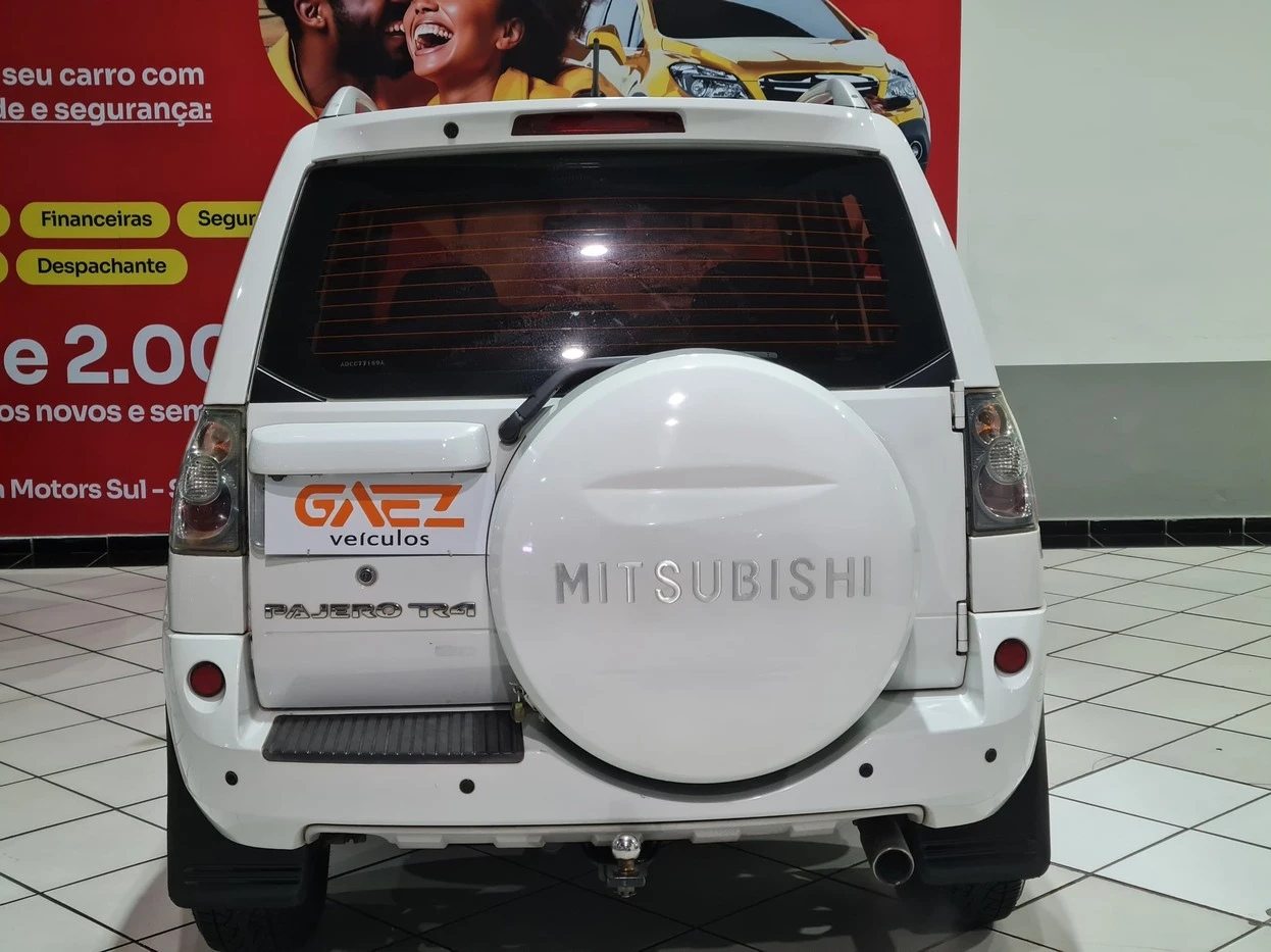 MITSUBISHI PAJERO TR4