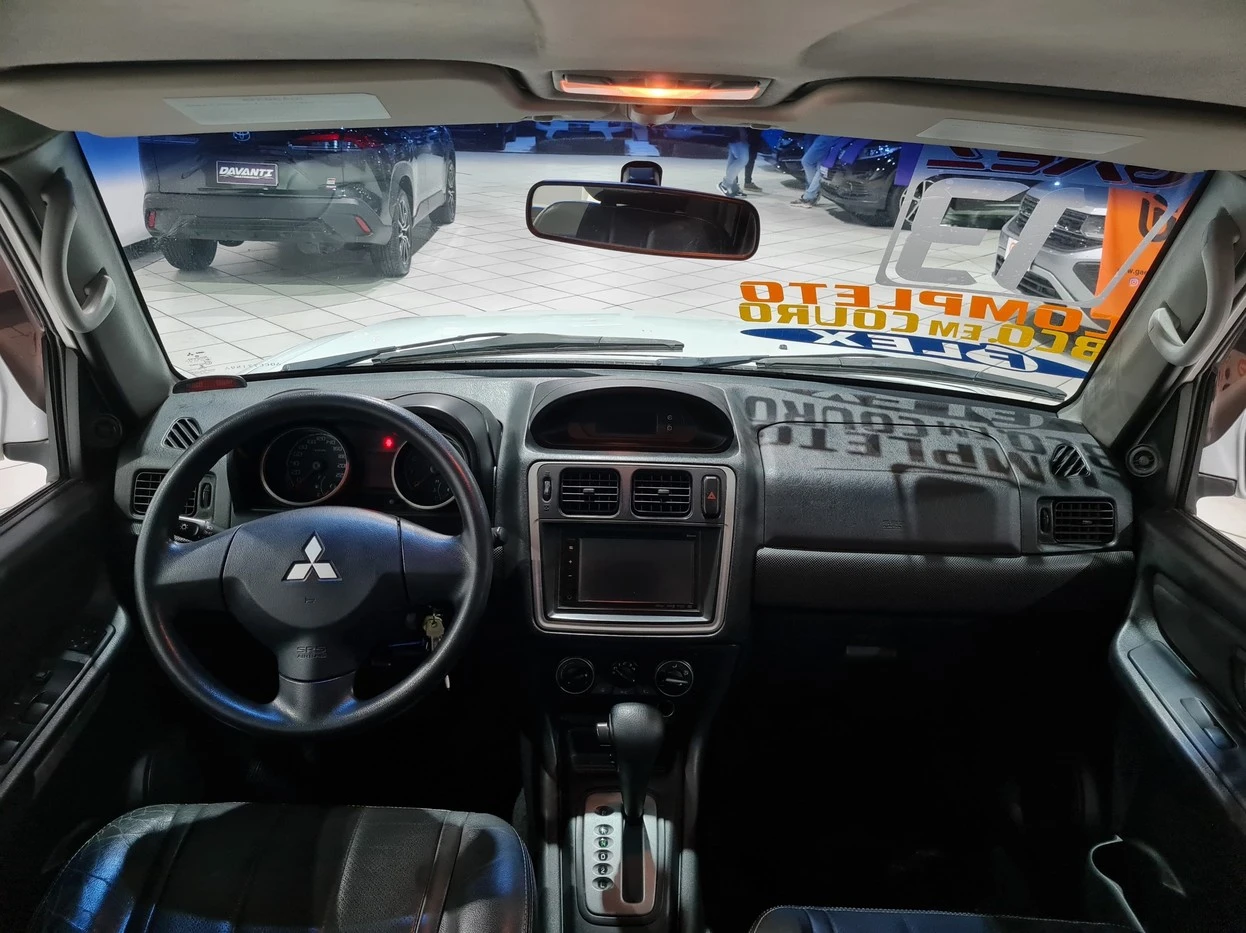 MITSUBISHI PAJERO TR4