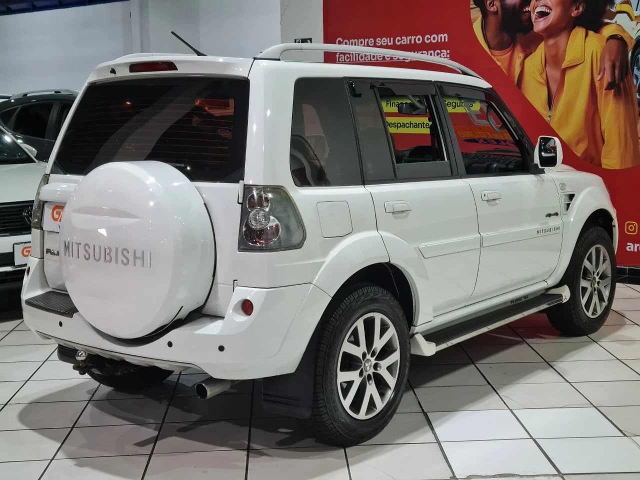 MITSUBISHI PAJERO TR4