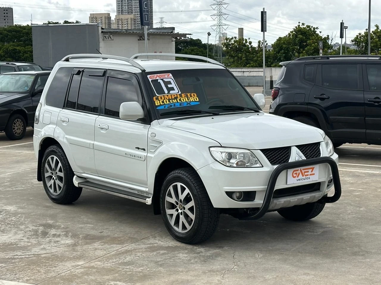 MITSUBISHI PAJERO TR4