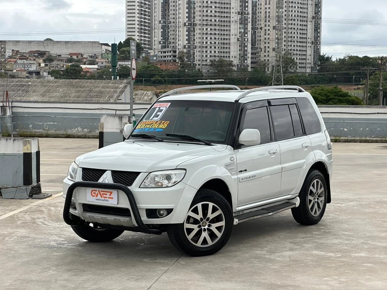 MITSUBISHI PAJERO TR4