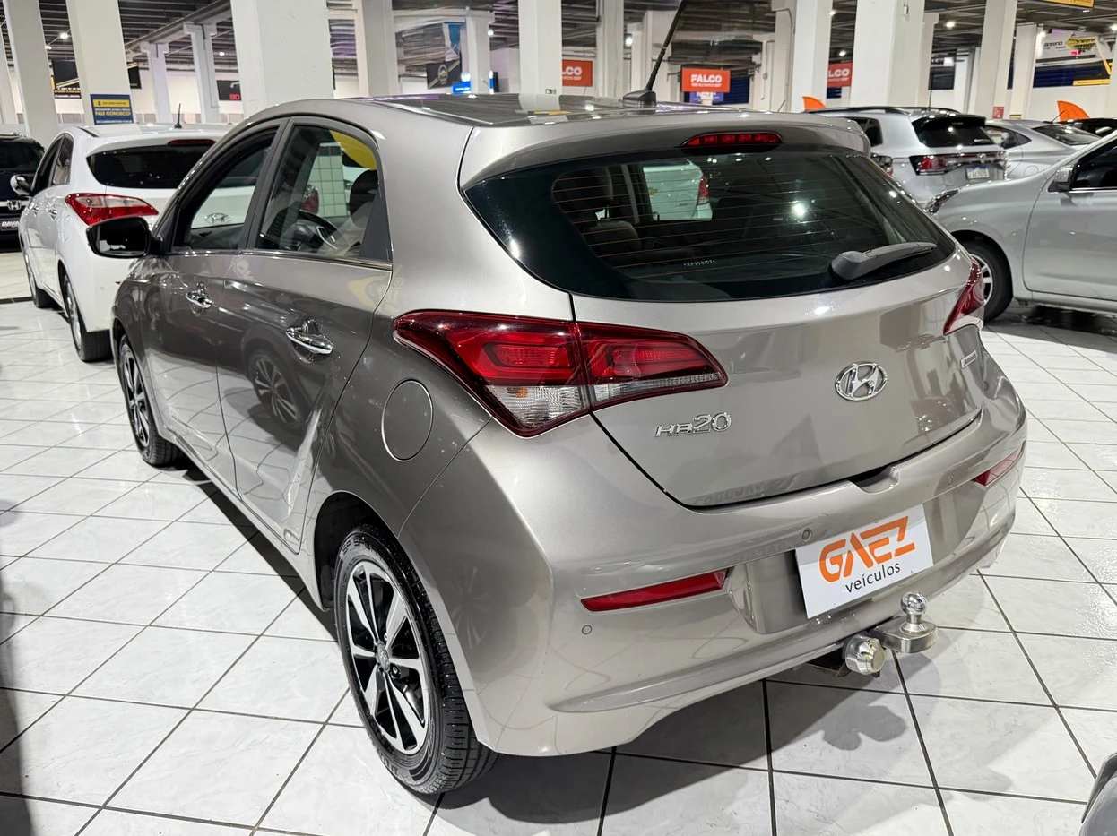 HYUNDAI HB20