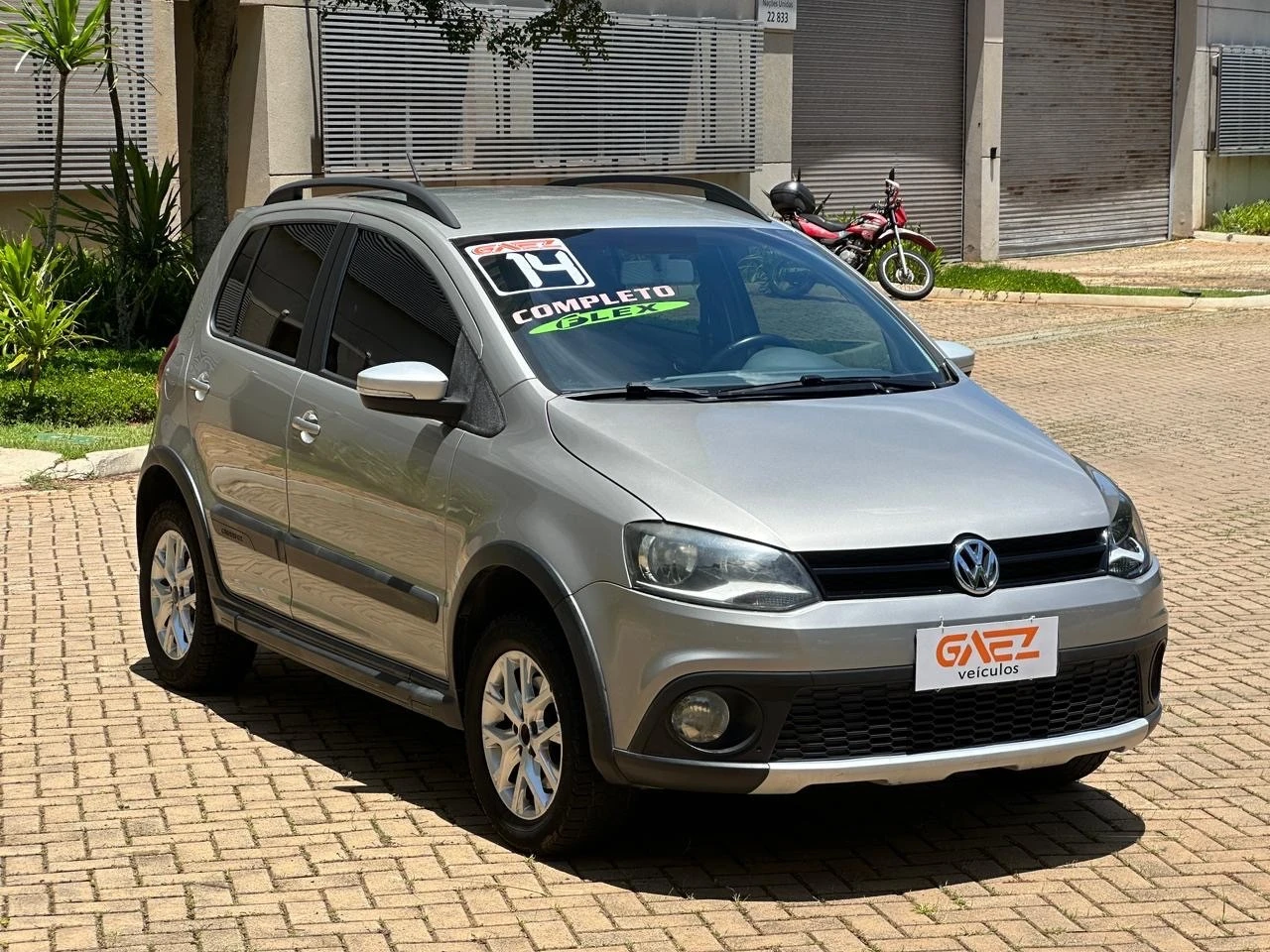 VOLKSWAGEN CROSSFOX