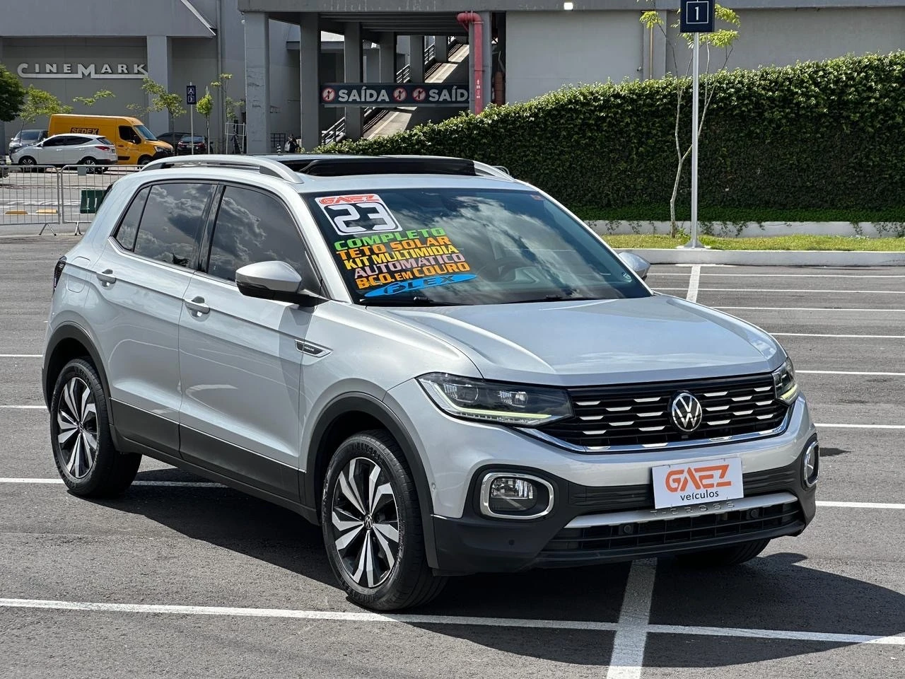 VOLKSWAGEN T-CROSS