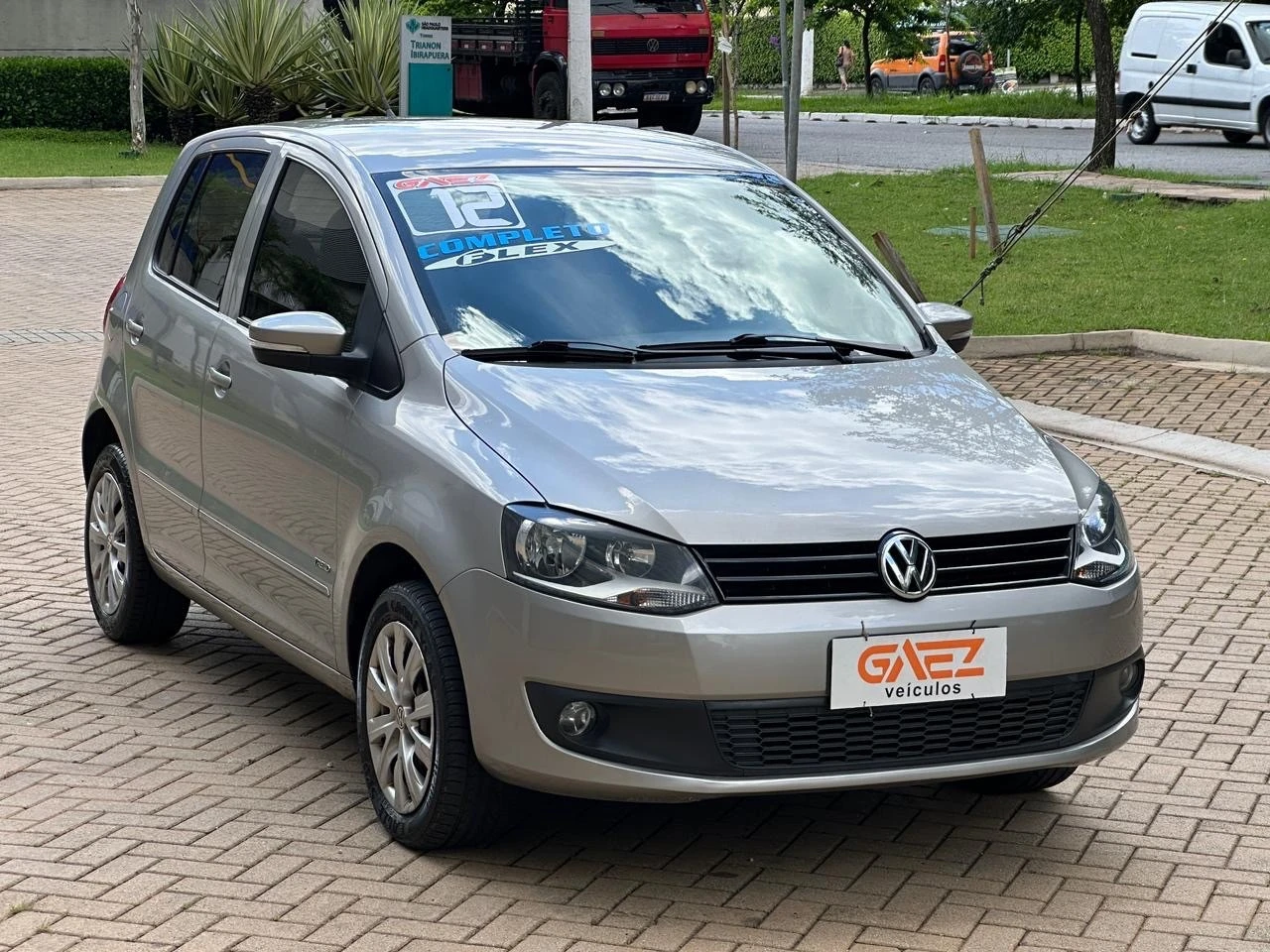 VOLKSWAGEN FOX