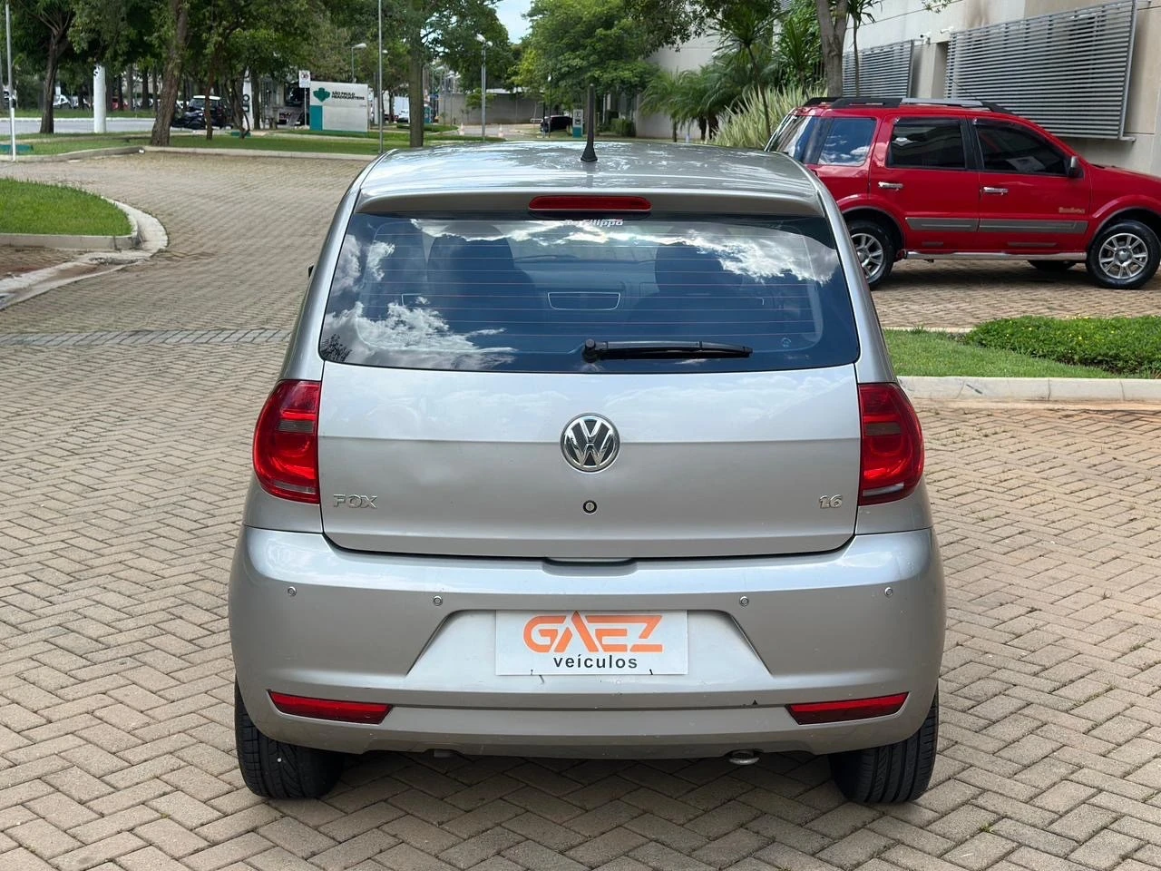 VOLKSWAGEN FOX