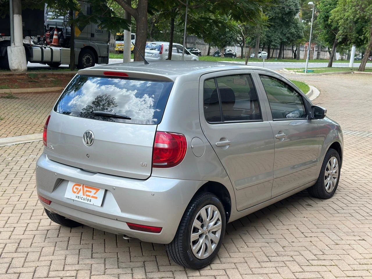 VOLKSWAGEN FOX