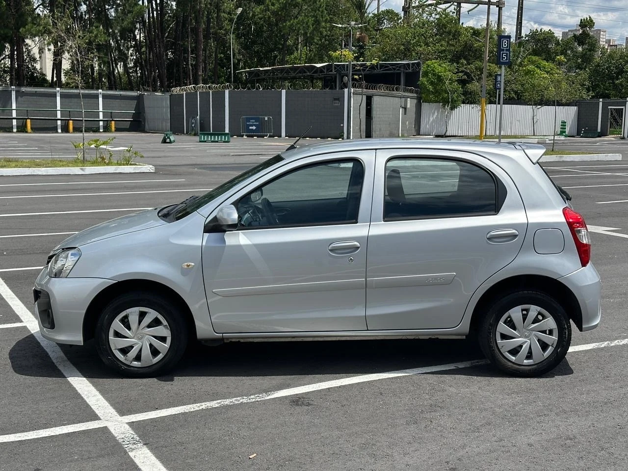 TOYOTA ETIOS