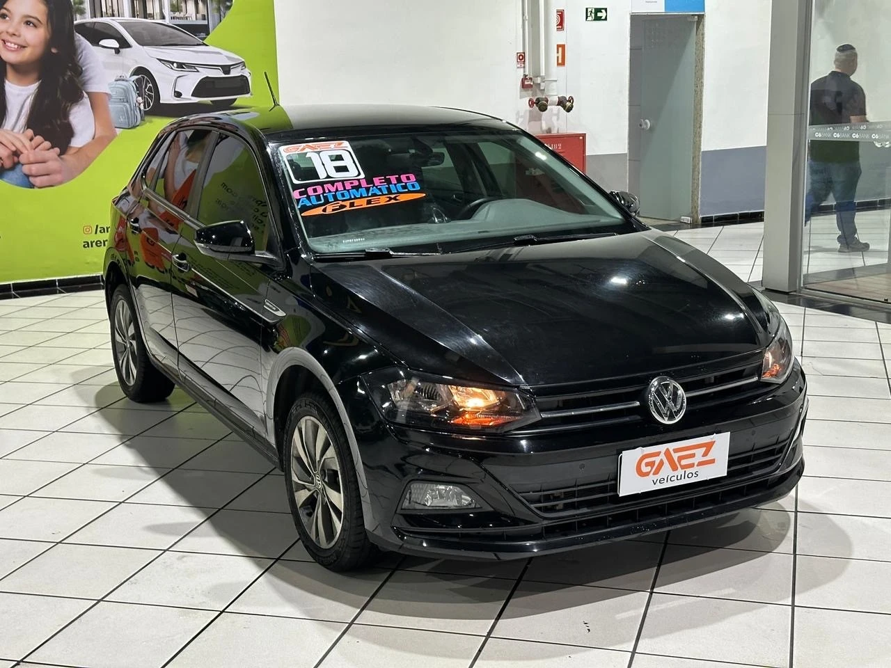 VOLKSWAGEN POLO