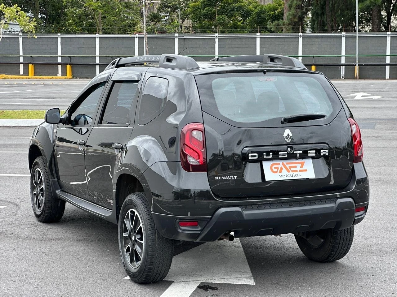 RENAULT DUSTER