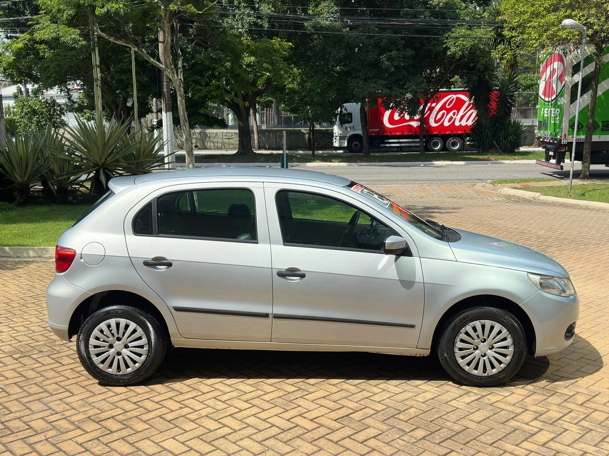 VOLKSWAGEN GOL