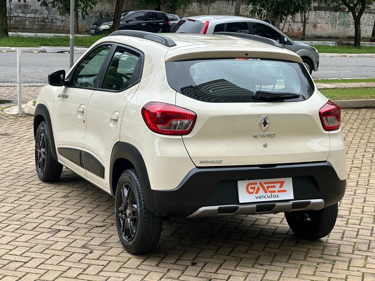RENAULT KWID