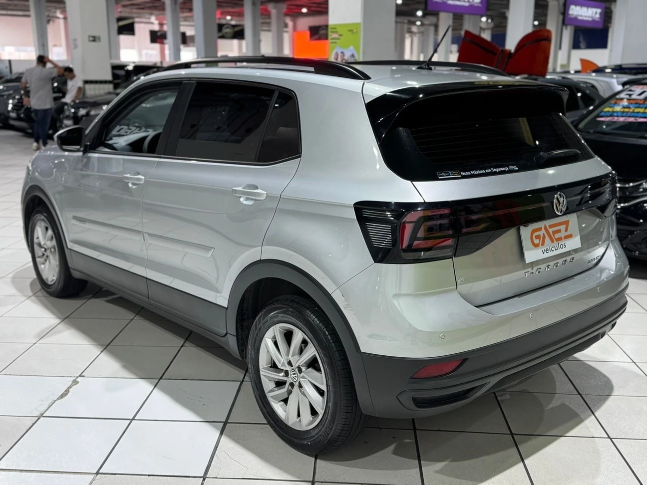 VOLKSWAGEN T-CROSS