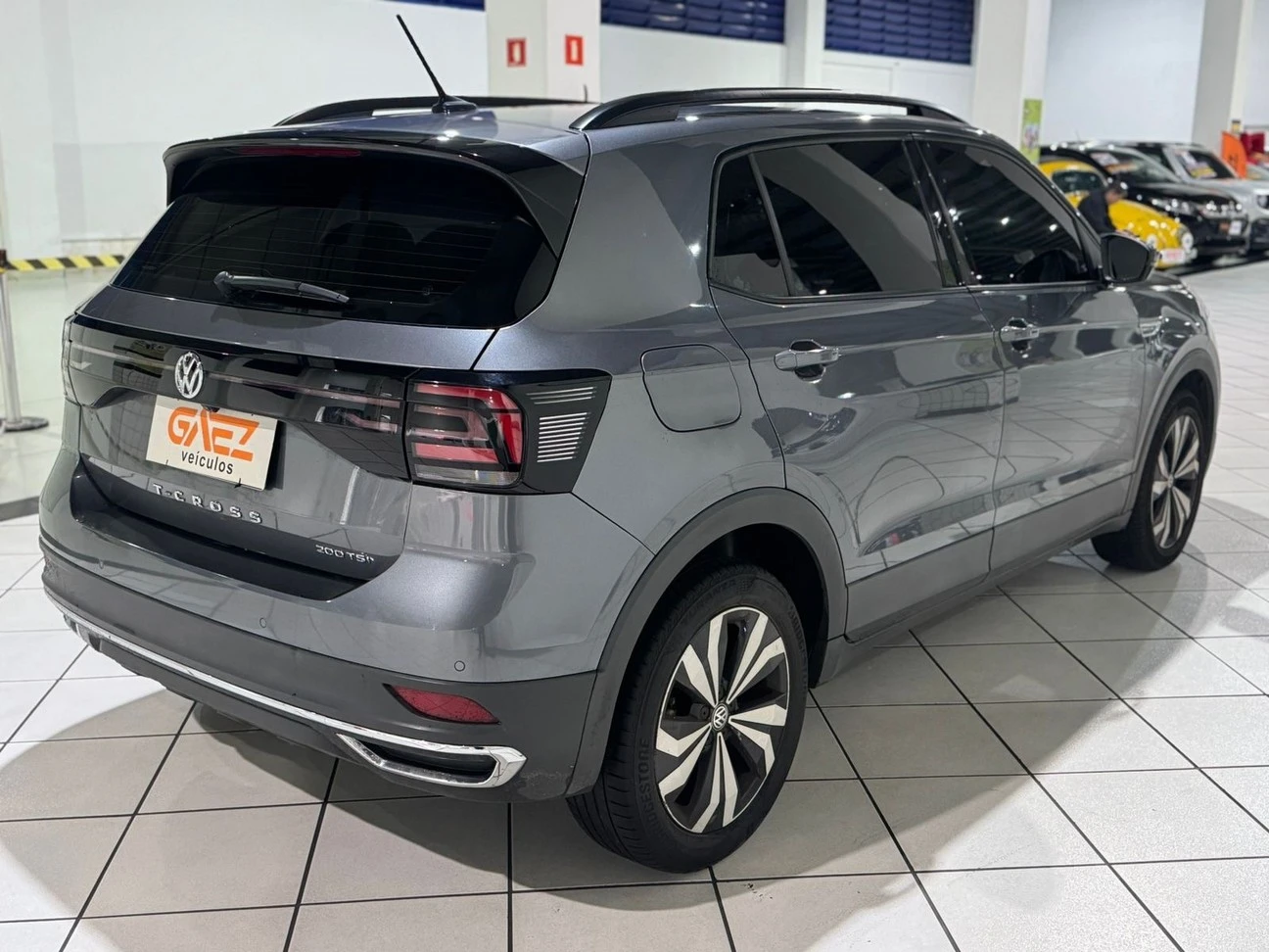 VOLKSWAGEN T-CROSS