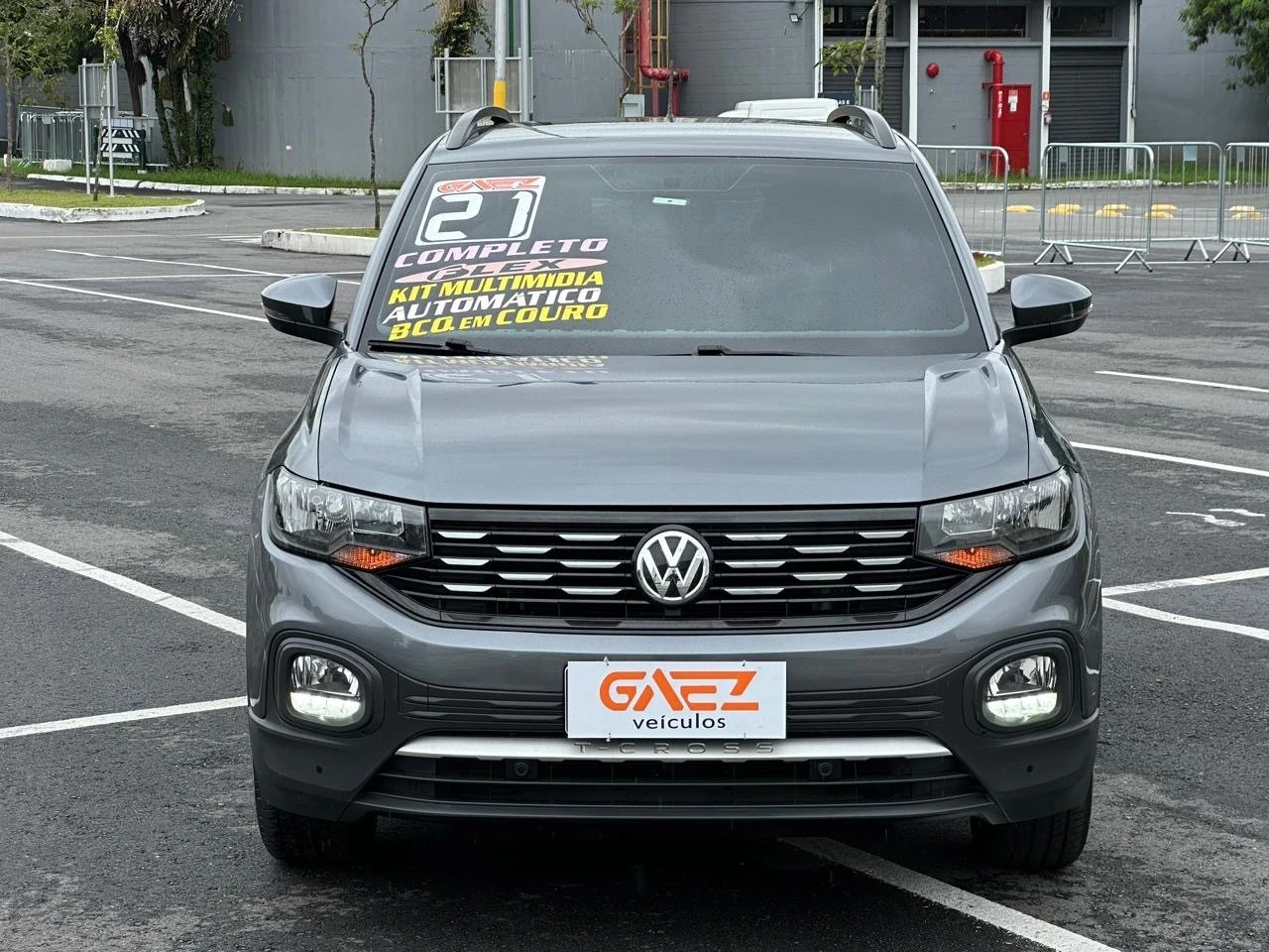 VOLKSWAGEN T-CROSS