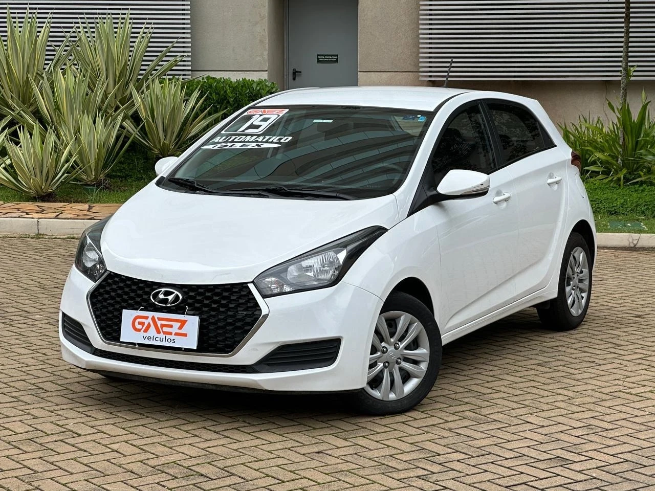 HYUNDAI HB20