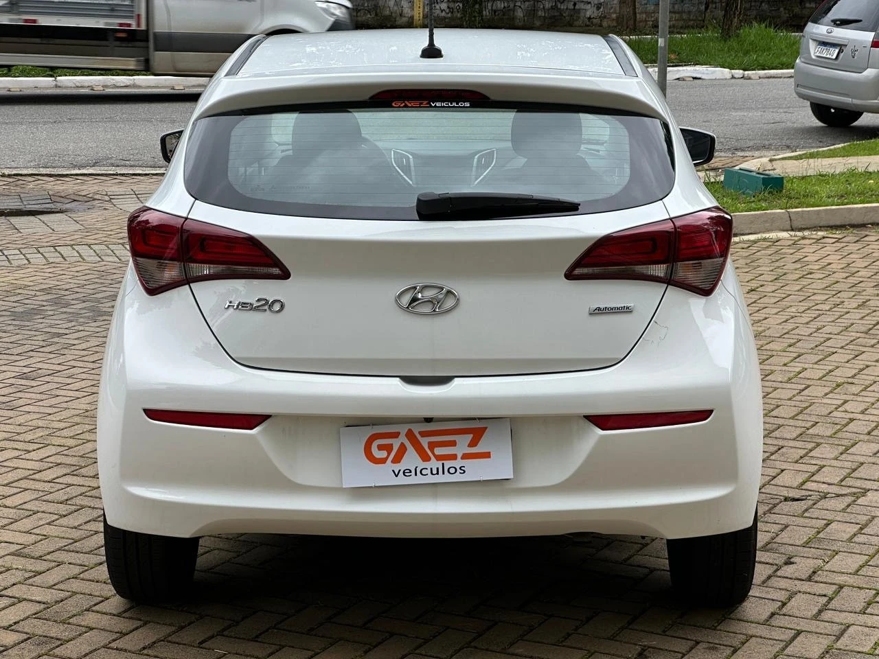 HYUNDAI HB20