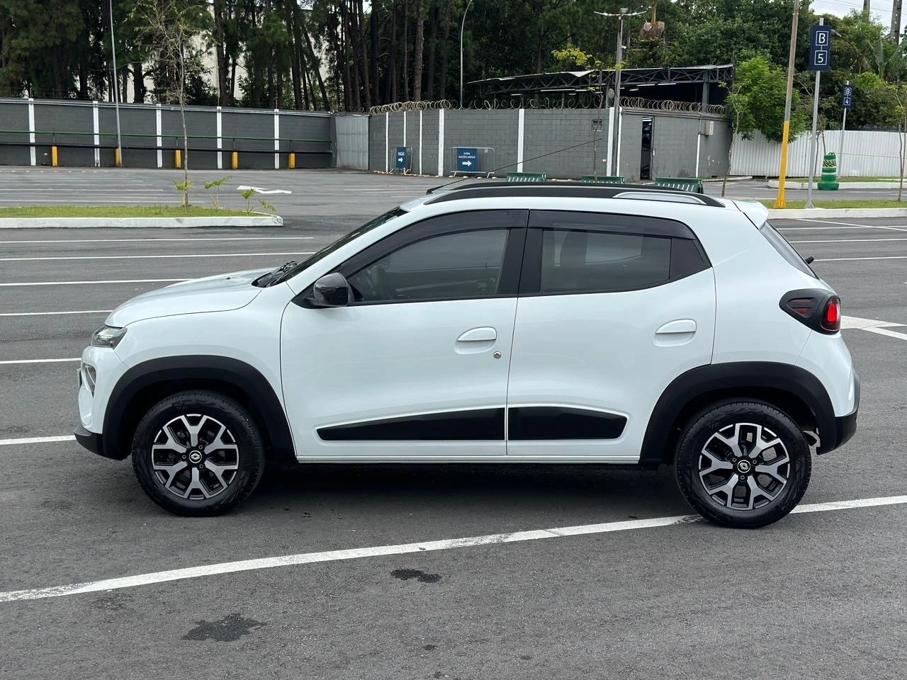 RENAULT KWID