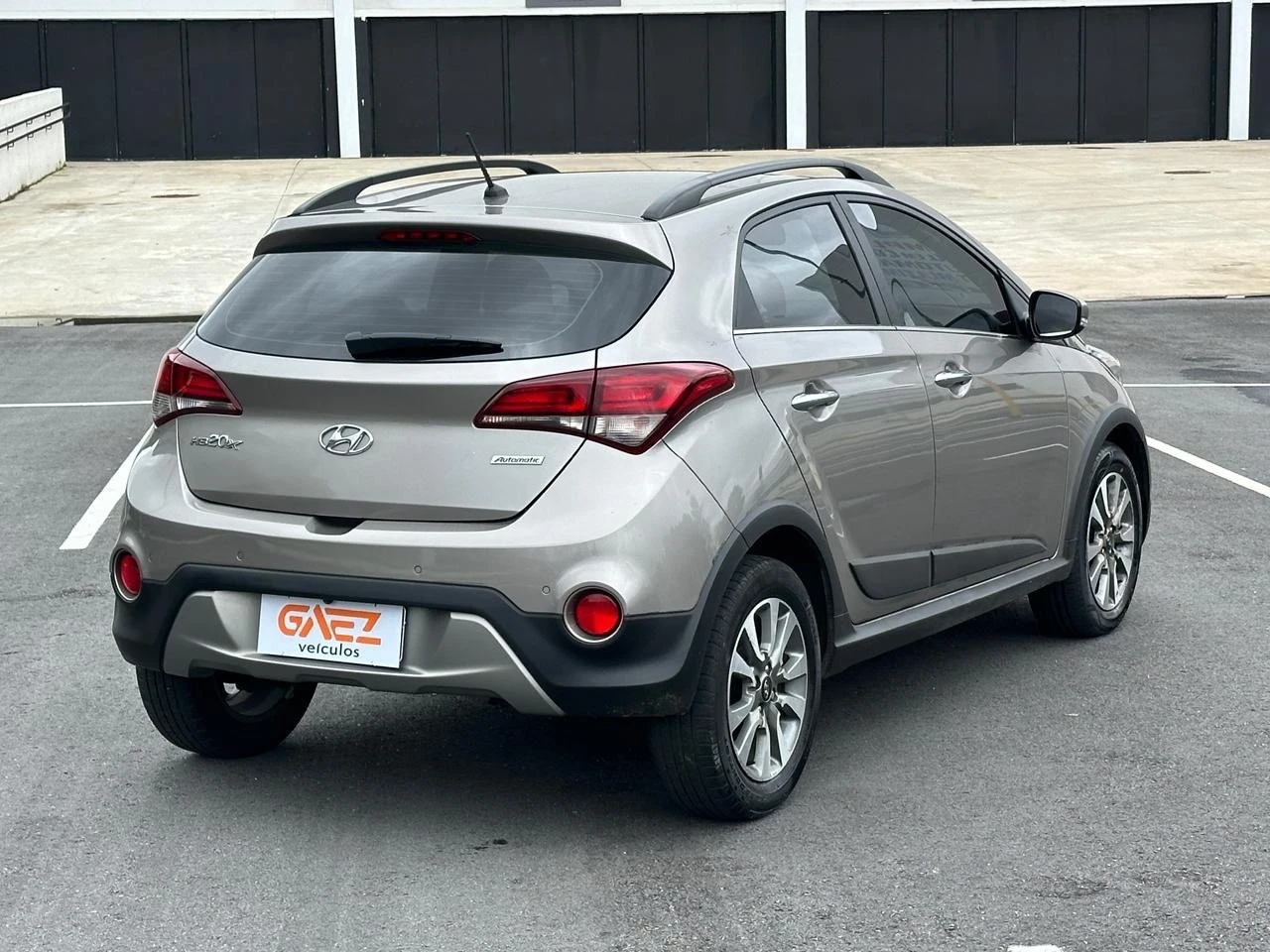 HYUNDAI HB20X