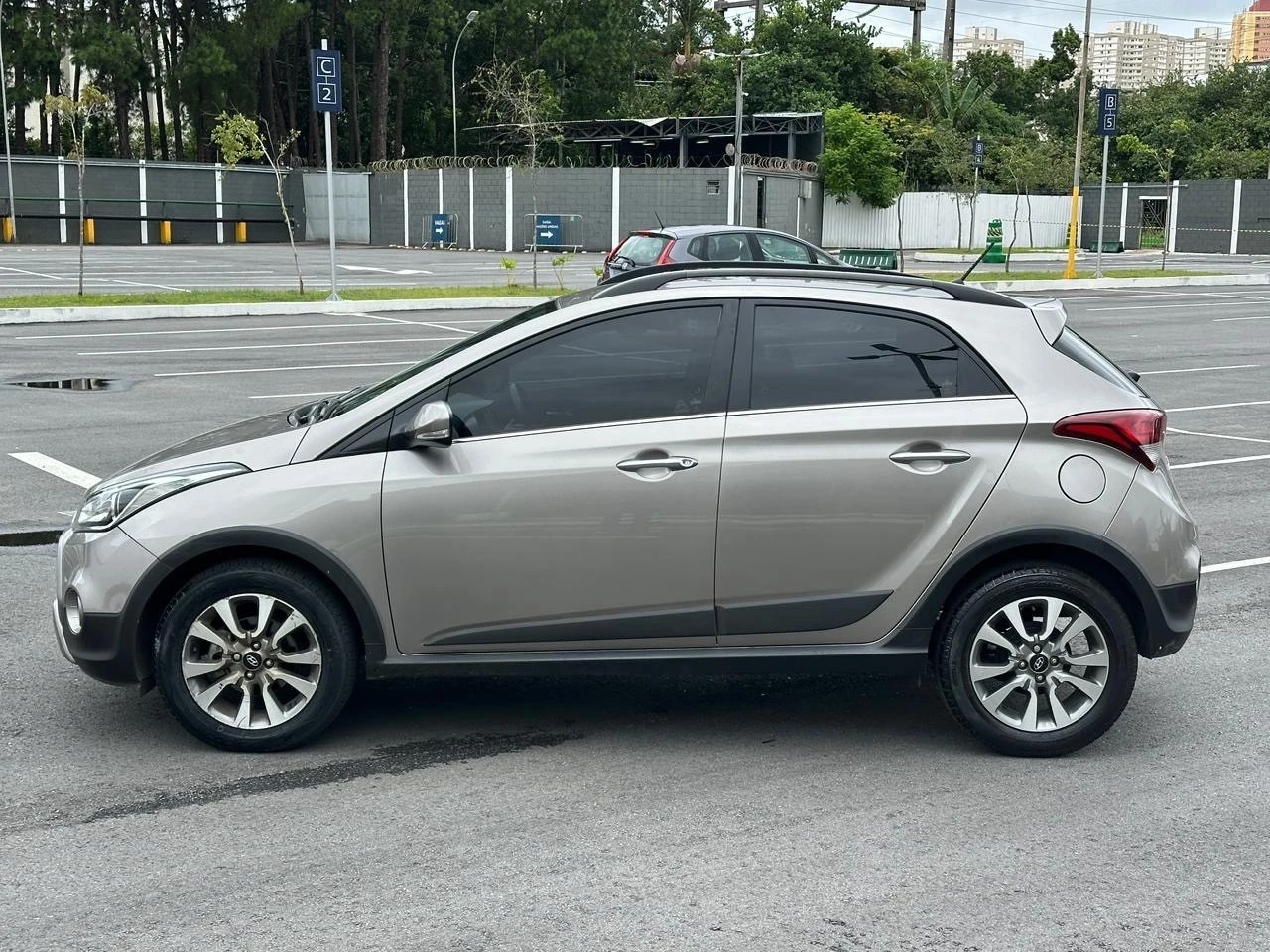 HYUNDAI HB20X