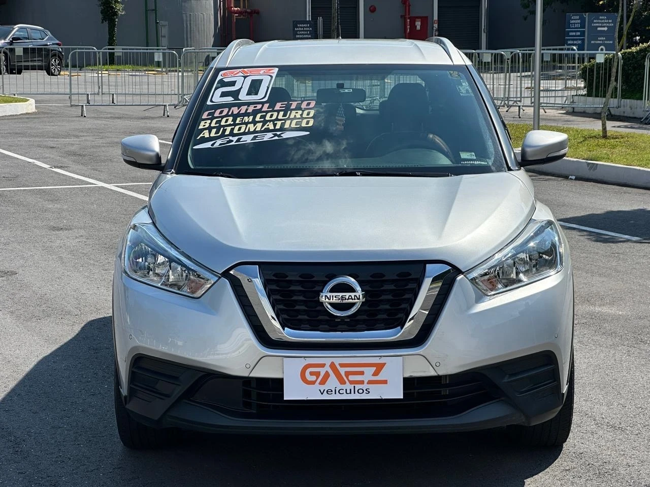 NISSAN KICKS