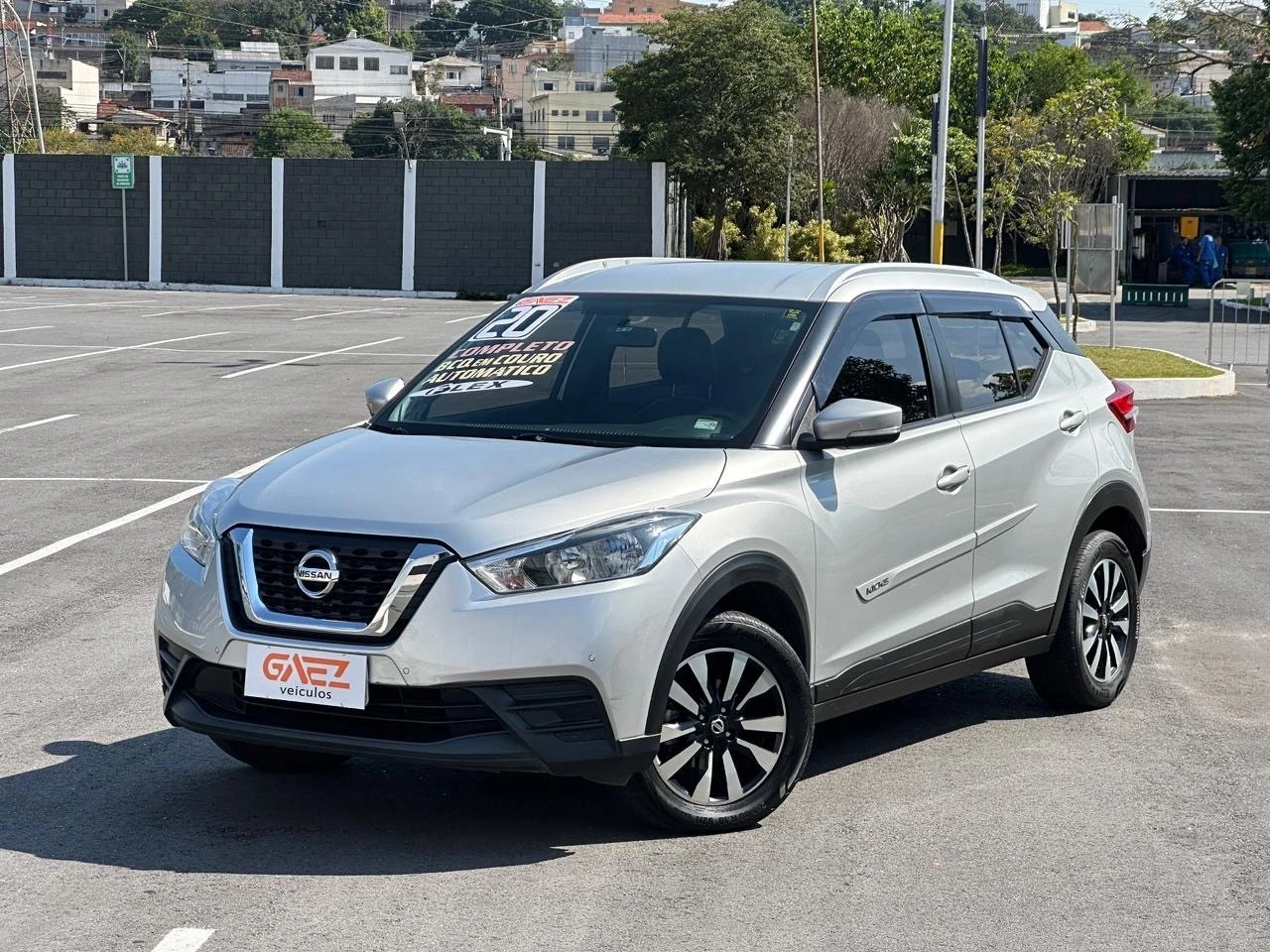NISSAN KICKS