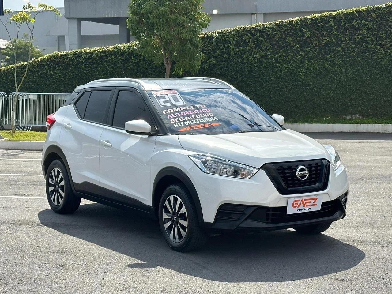 NISSAN KICKS