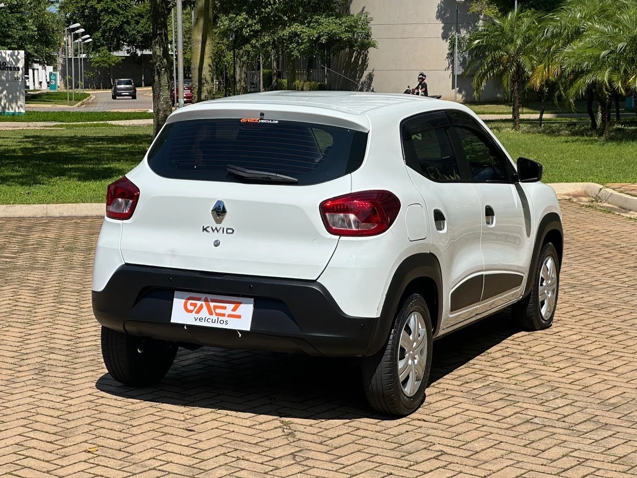 RENAULT KWID