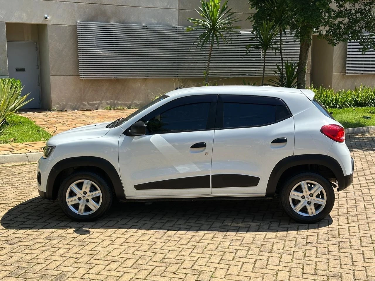 RENAULT KWID