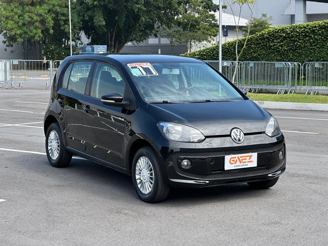 VOLKSWAGEN UP