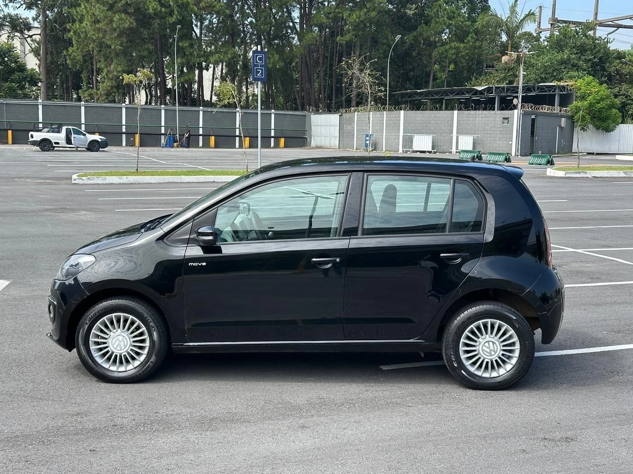 VOLKSWAGEN UP