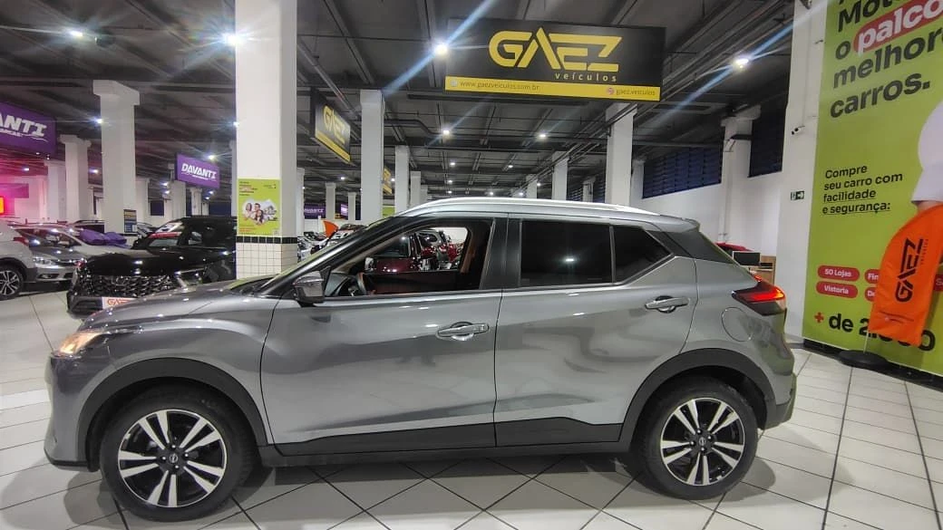 NISSAN KICKS