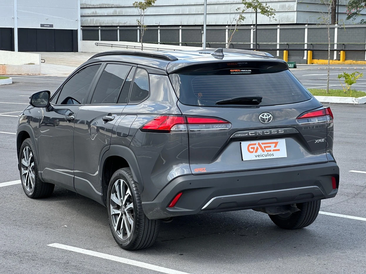 TOYOTA COROLLA CROSS
