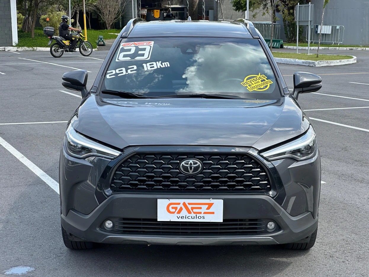 TOYOTA COROLLA CROSS