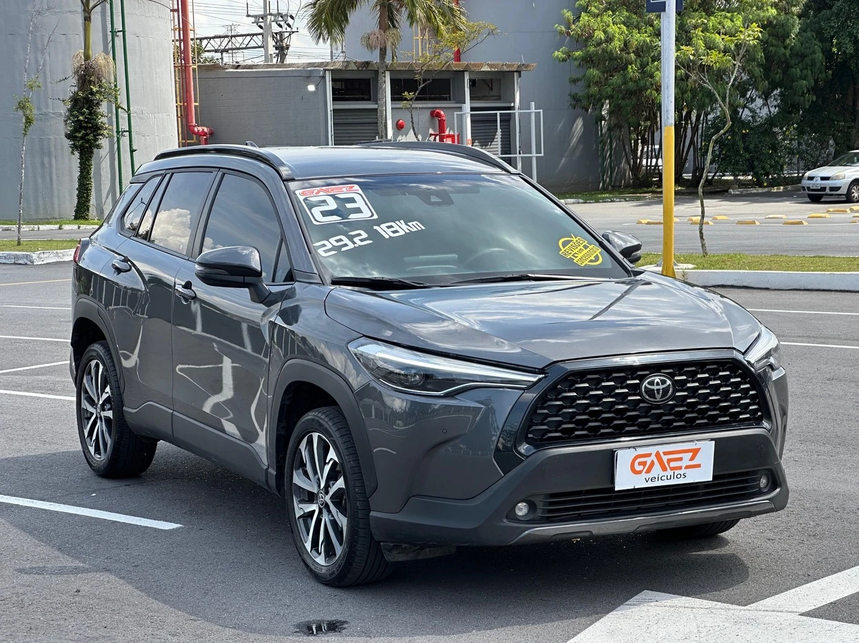 TOYOTA COROLLA CROSS