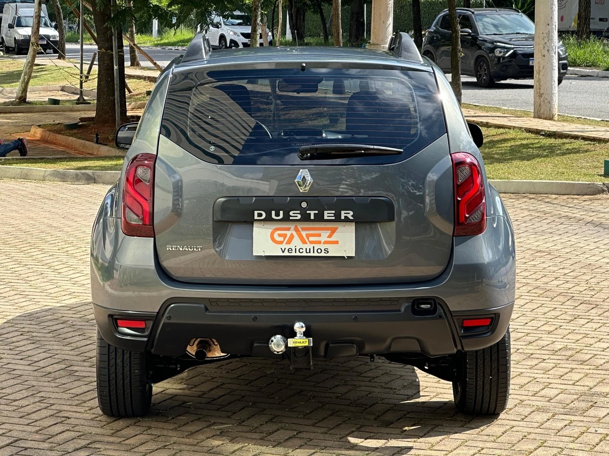 RENAULT DUSTER