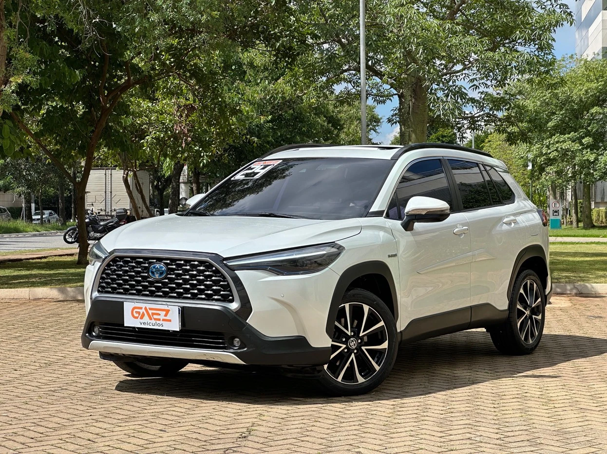 TOYOTA COROLLA CROSS