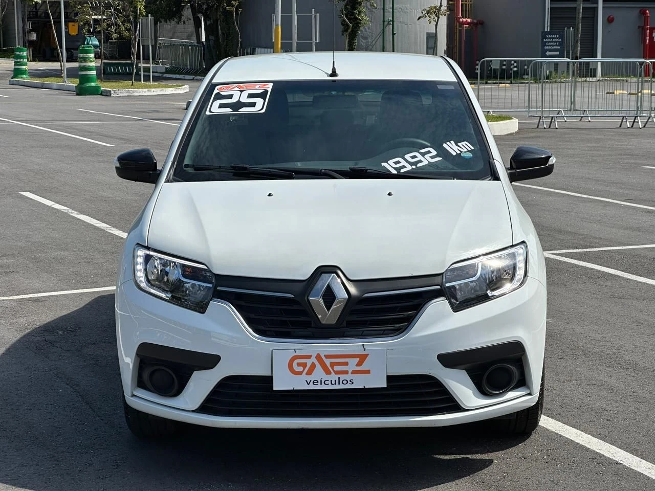 RENAULT LOGAN
