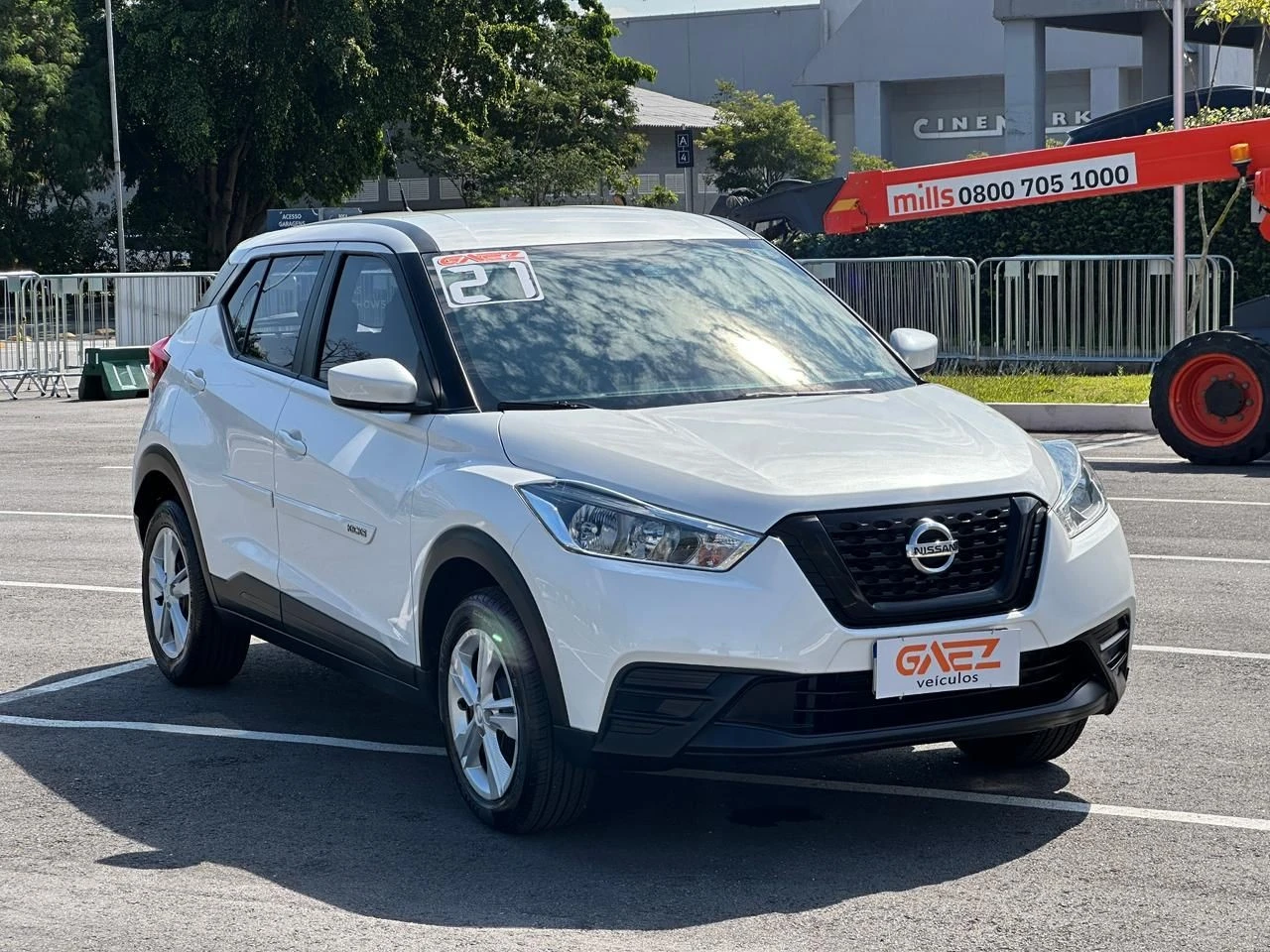 NISSAN KICKS