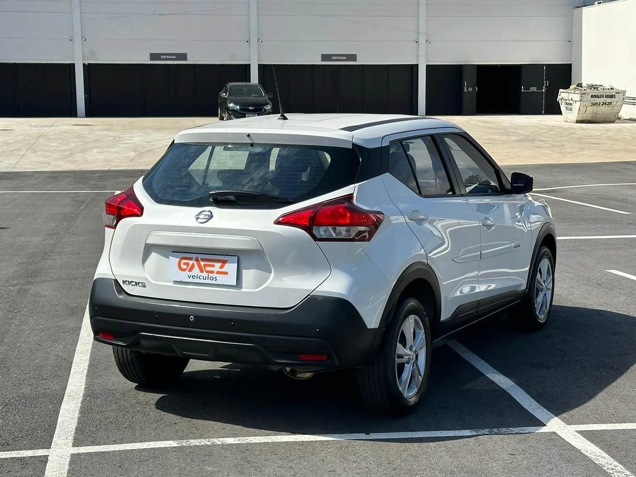 NISSAN KICKS