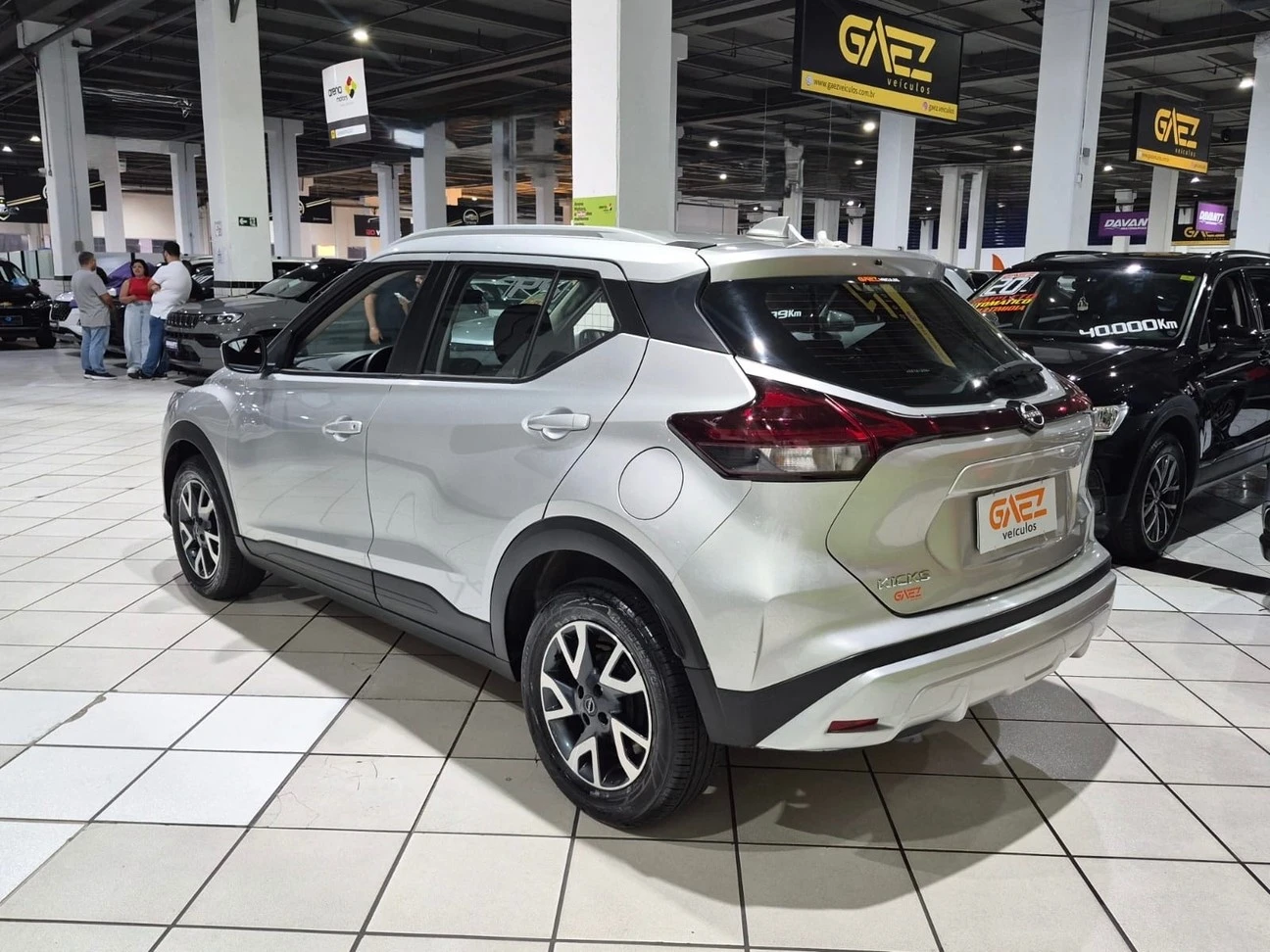 NISSAN KICKS