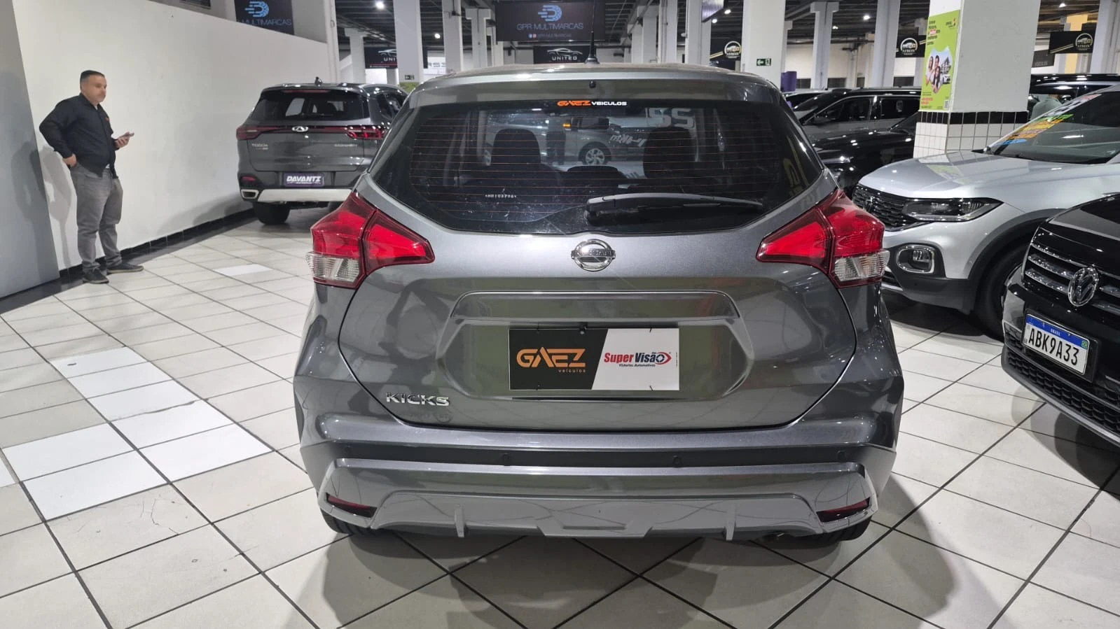 NISSAN KICKS