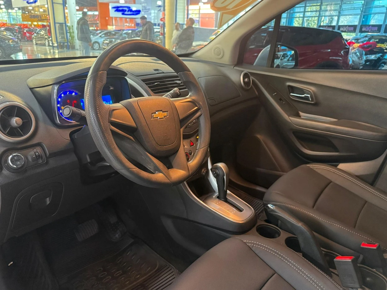 CHEVROLET TRACKER