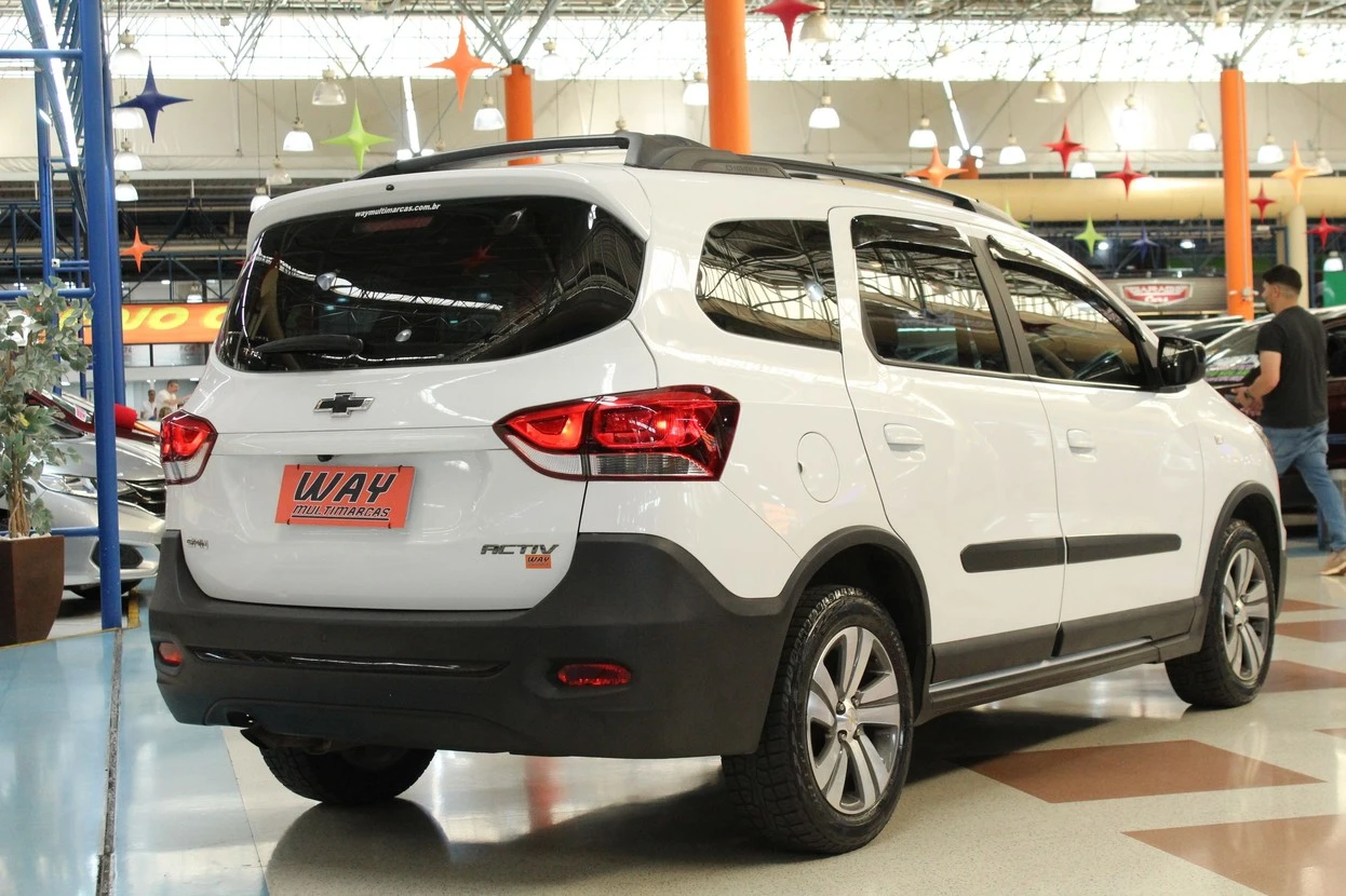 CHEVROLET SPIN