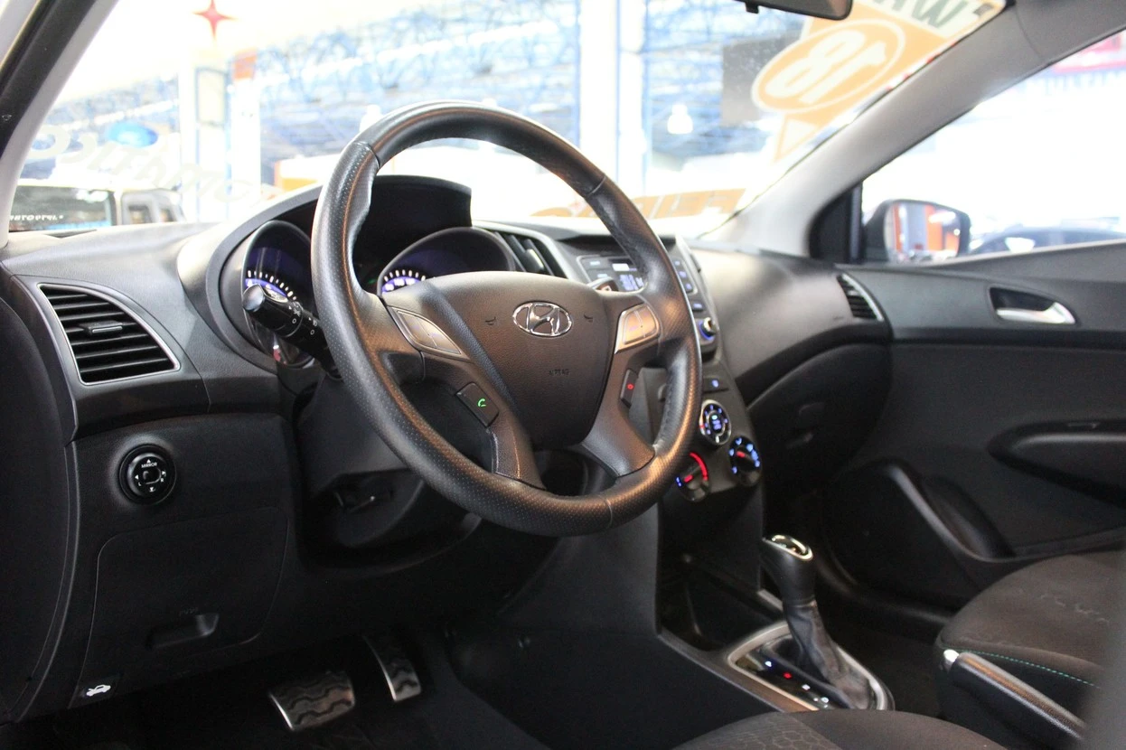 HYUNDAI HB20X
