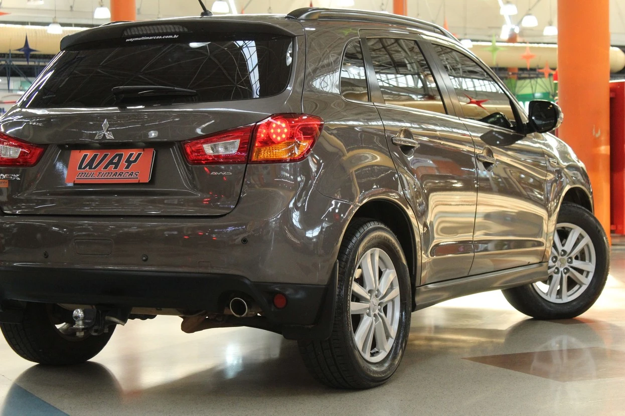 MITSUBISHI ASX